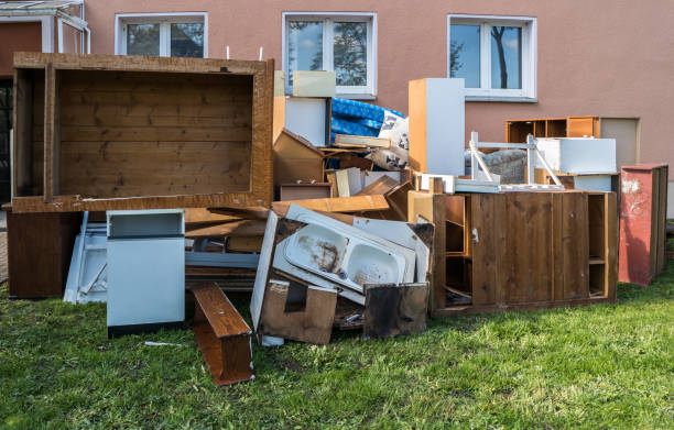 Best Garage Cleanout Services  in East Lansing, MI